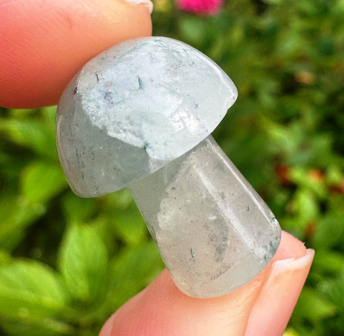 Elf Kendal Hippies - Vente Pierre et cristal de spiritualité - champignon pierre précieuse 2cm cristal de champignon prix par pierre Royaume-Uni16