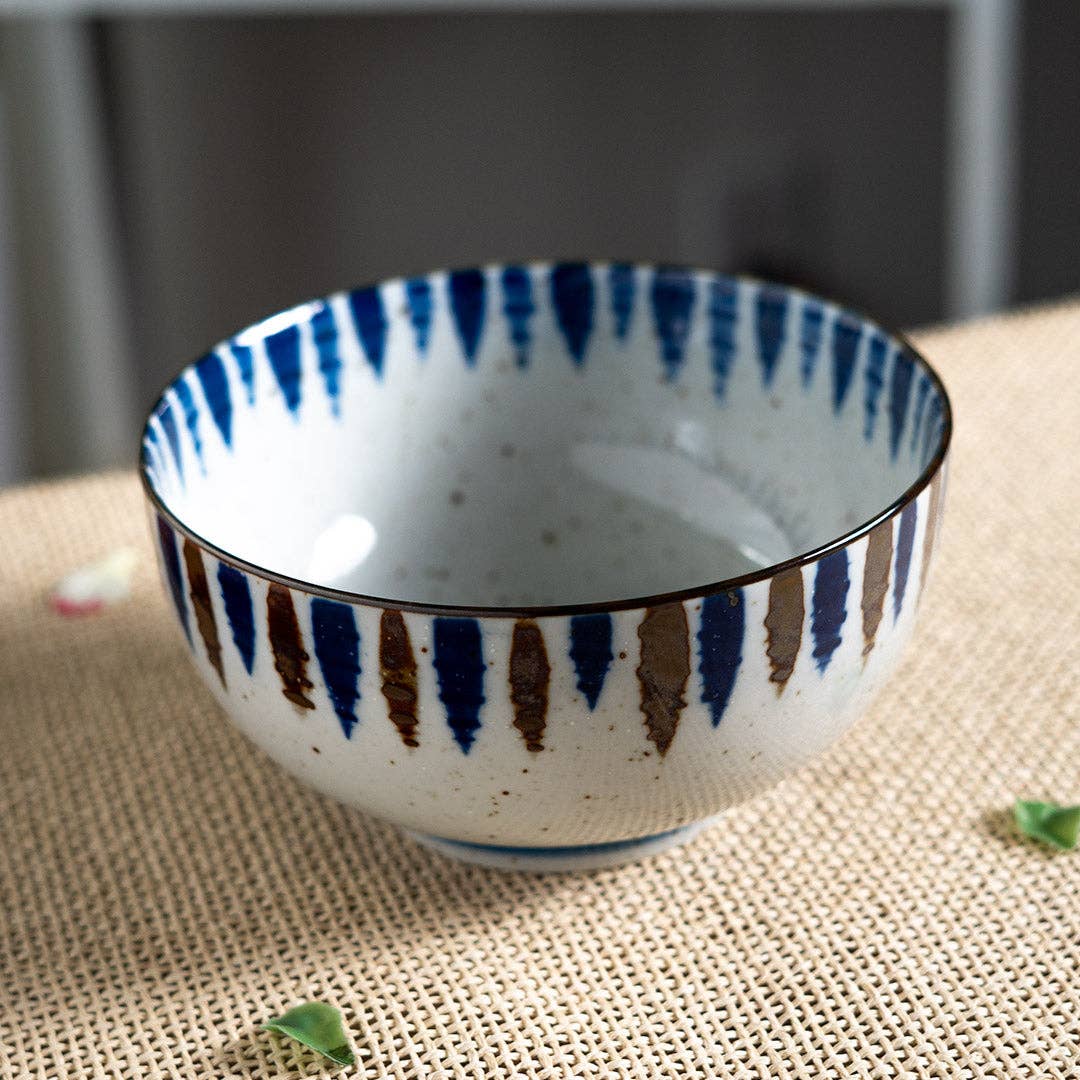 Urban Tokyo - Wholesale Bowl - Fuchitokusa 19oz 6.25"Dia x 3.25"H Porcelain Donburi Medium Bowl JP (4/48)3