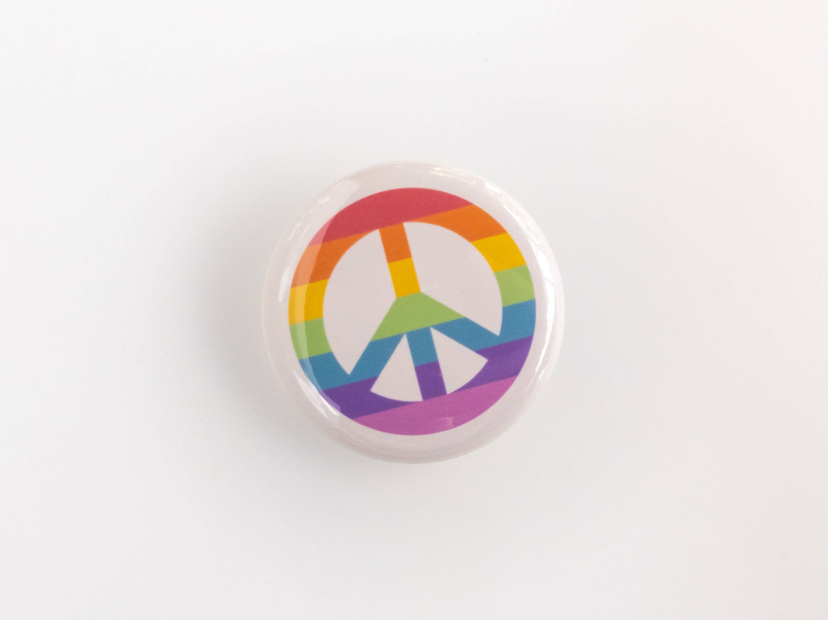 ROBNKO - Wholesale Lapel Pin/Button - Retro Pride Rainbow Buttons12