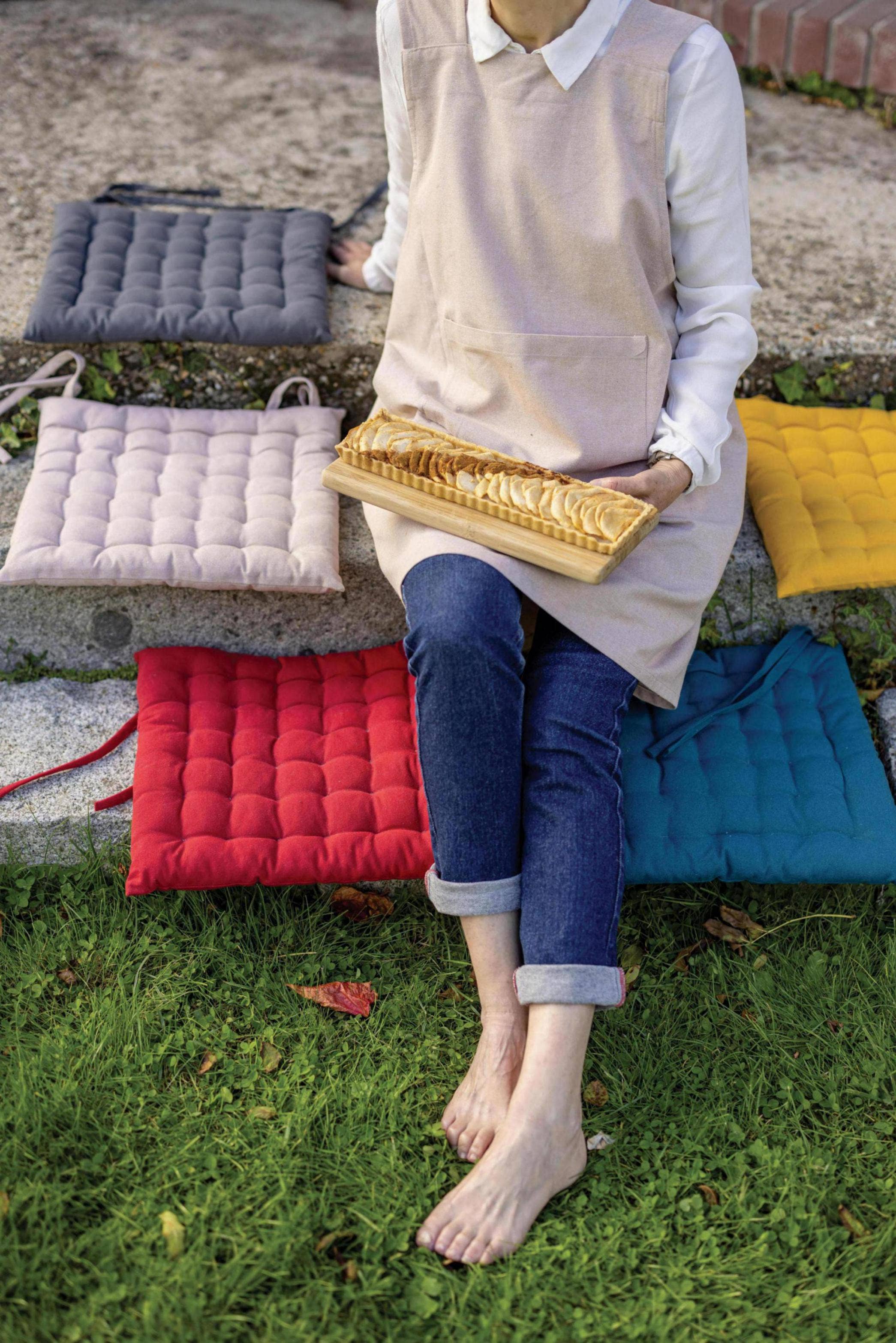 Maison Vivaraise & La Cerise sur le Gâteau – Großhandel Stuhlkissen – 36 Point Zea Sitzpolster aus recyceltem Sonnenblumenmuster, 38 x 38 x 3 cm2