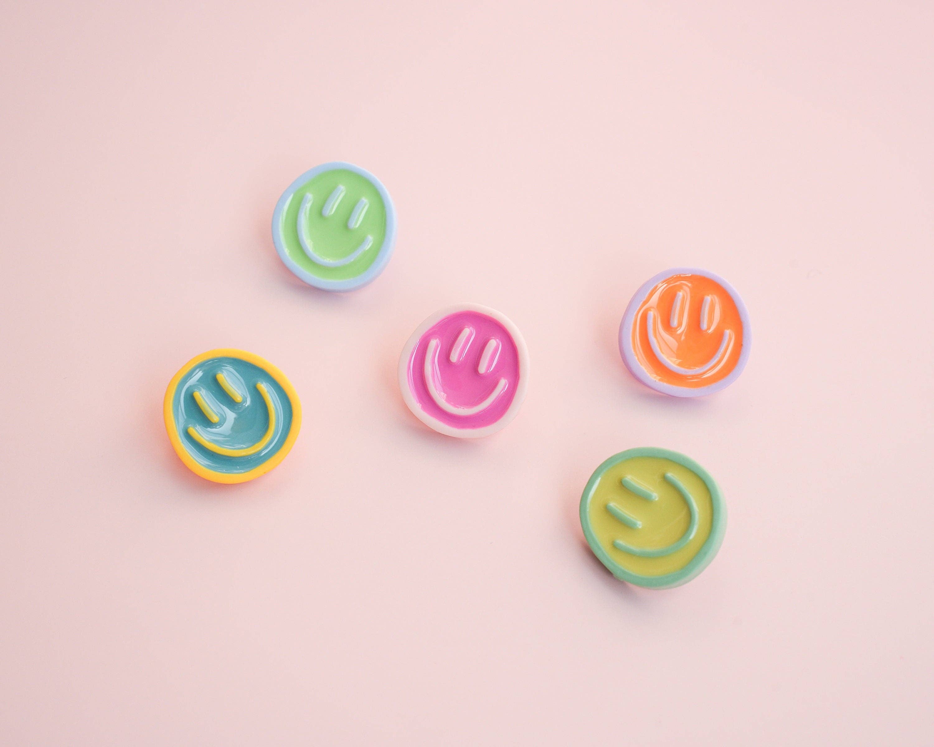 Mini Story Co - Wholesale Lapel Pin/Button - Pastel Smiley Face Pin | Smiley Face Brooch | Colourful Pin Badge | Smile Accessories | Cute Pin for Backpacks and Hats | Gift for Friends8