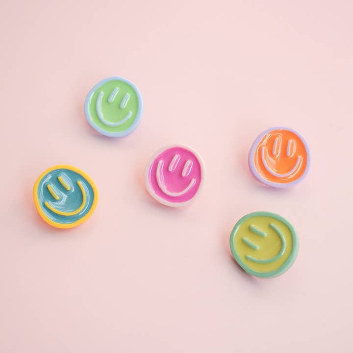 Mini Story Co - Wholesale Lapel Pin/Button - Pastel Smiley Face Pin | Smiley Face Brooch | Colourful Pin Badge | Smile Accessories | Cute Pin for Backpacks and Hats | Gift for Friends8