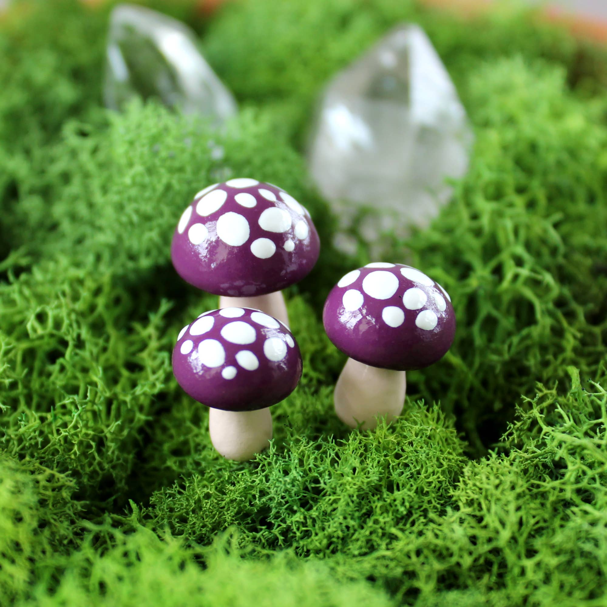 Mariposa Miniatures – wholesale Garden/lawn stake – Mini Fairy Garden Mushroom9