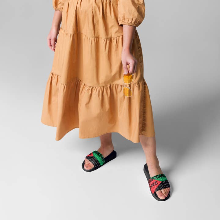 QIVERA VERA - DESFAVORABLEMENTE Conocidos. Sandalias para mujer para venta al por mayor de Qiveяa Vera®