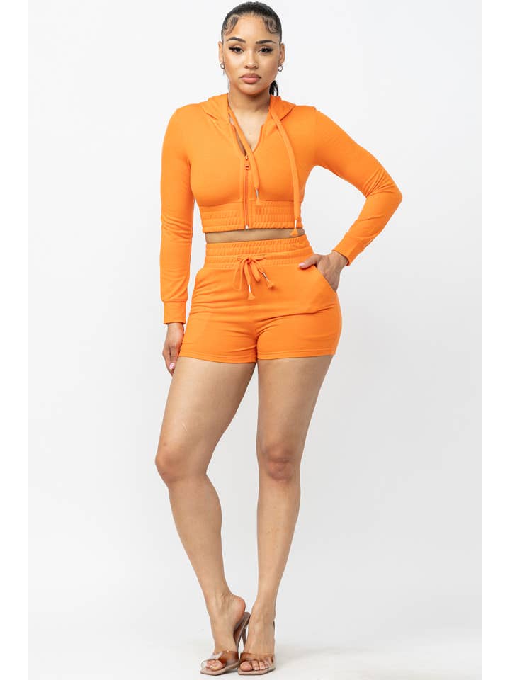 Boswell - Wholesale Lounge Set - Women's - HOODED CROP TOP AND SHORTS SET