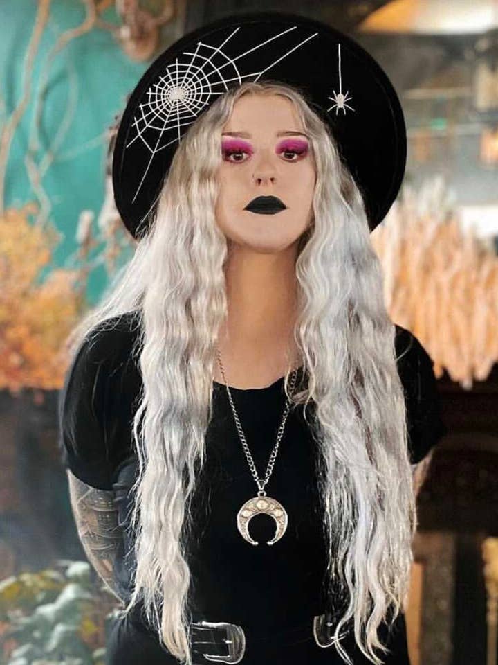 Veganistische vilthoed, rand XL, hangend spinnenweb voor wholesale door Witchwood Bags