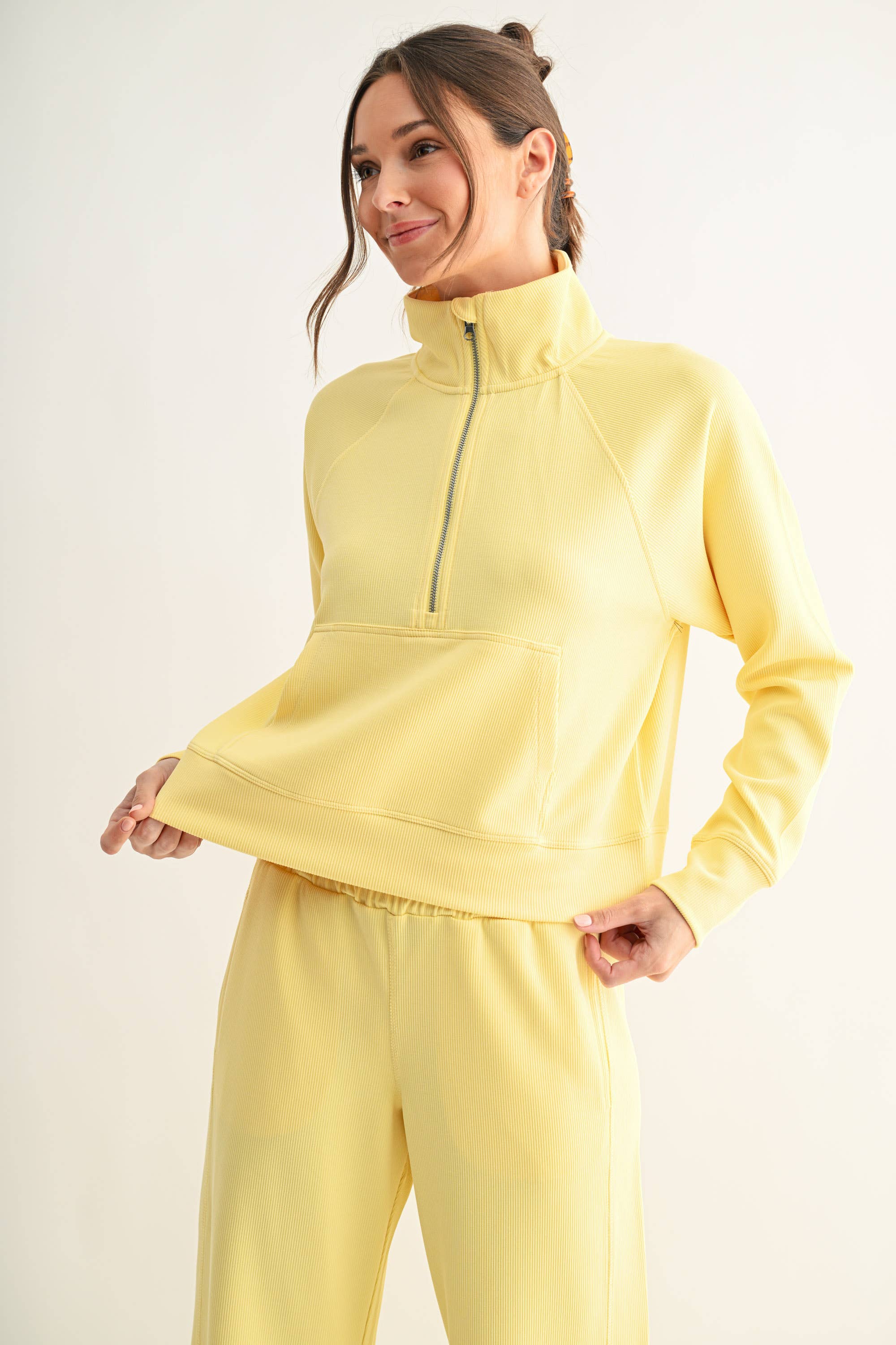 Mono B - Vente Sweat-shirt – femme - Pull à col zippé 1/4 en maille côtelée Luxe Sand Wash25