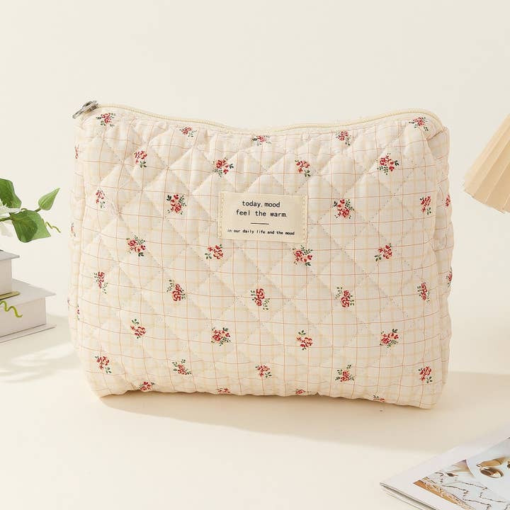 Dipped Shop - Wholesale Makeup/Cosmetic Bag - Midi Floral Print Quilted Cosmetic Bag DPB0118