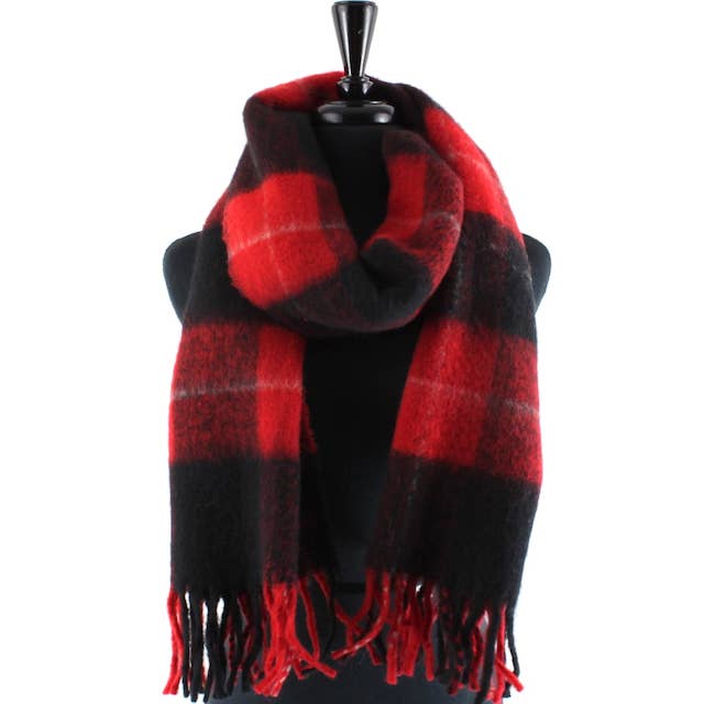Pretty Persuasions - Wholesale Scarf - Unisex - S24136 Fuzzy Plaid Scarf5