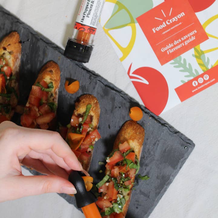 Food Crayon - Vente Mélanges d'épices séchées - Chili et ail - Boîte individuelle (1 crayon alimentaire et 1 taille-crayon)2