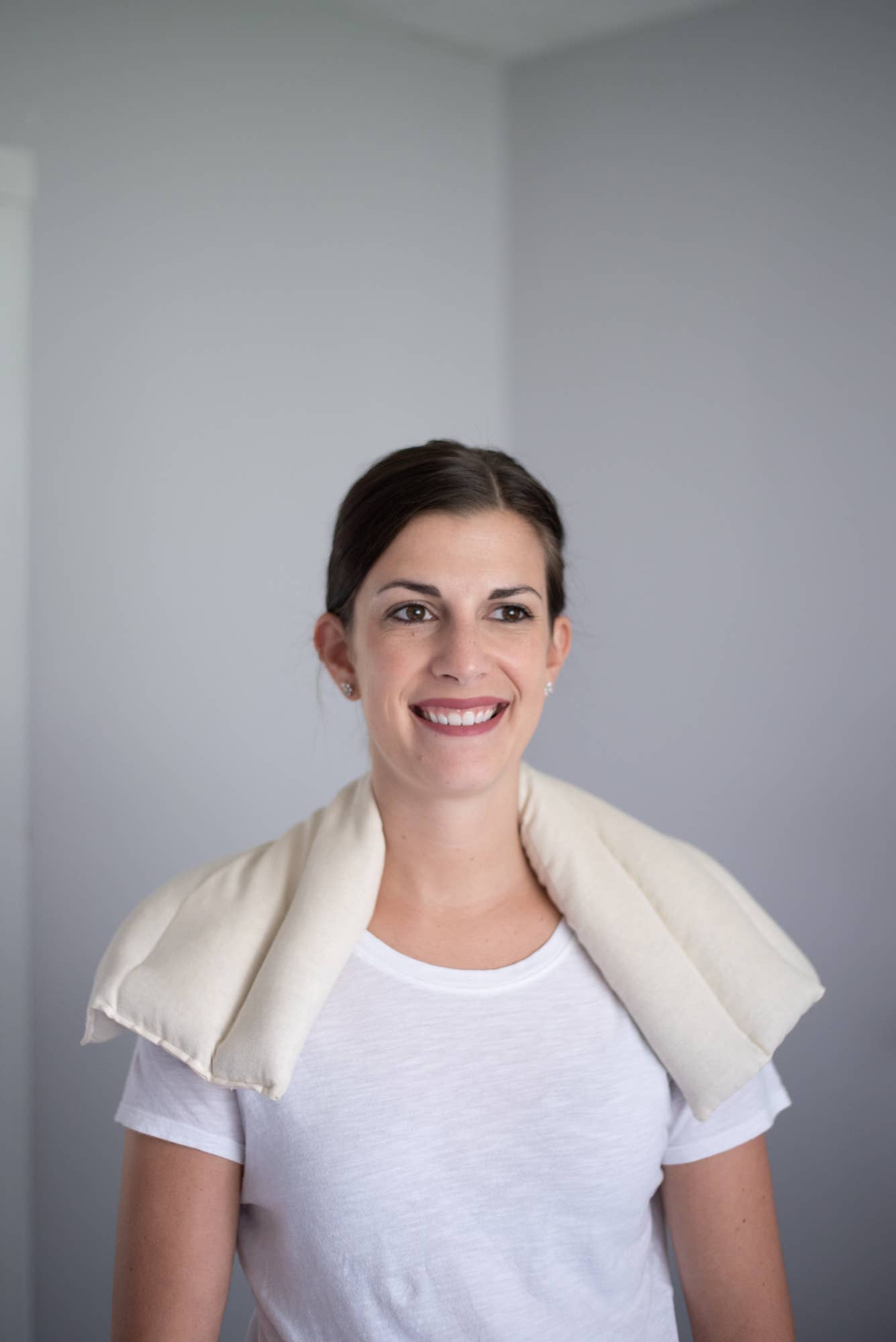 Tiny Moon Boutique - Wholesale Hot/Cold Compress - Extra Large 7.5" x 25"  Hot and Cold Therapeutic Pack1