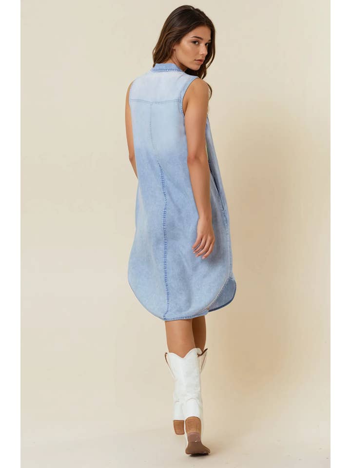 Doe and Rae - Wholesale Dress - Women's - SLEEVELESS TENCEL DENIM KNEE LENGTH SHIRT DRESS - 27647D