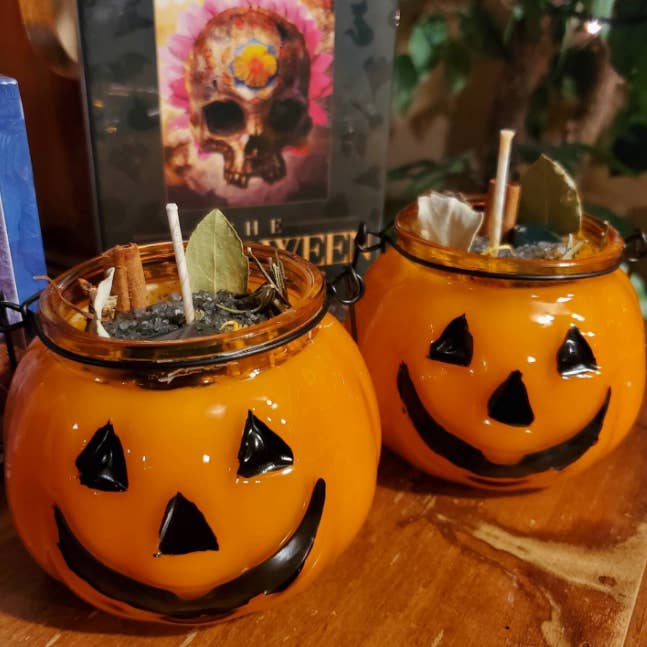 Spellerific - For All Your Witchy Needs! - Wholesale Jar/Filled Candle - SAMHAIN / HALLOWEEN / FALL / Spell Candle / Ritual Candle