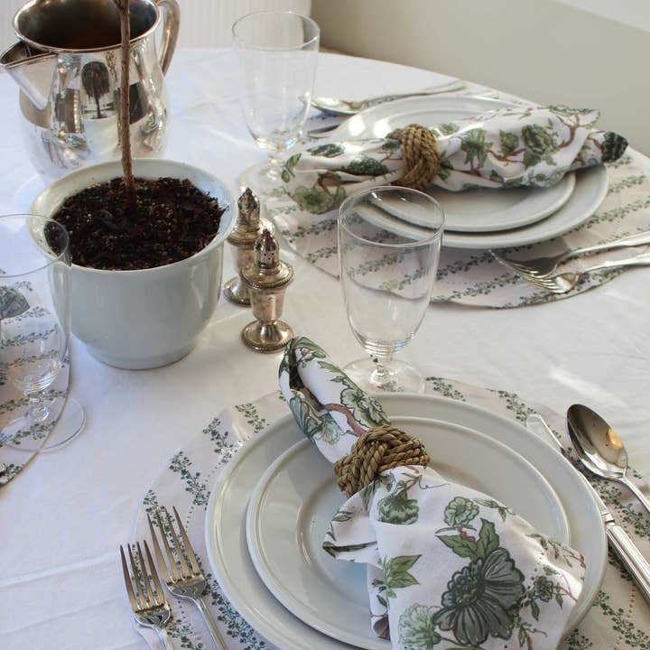 Willamere - Wholesale Dinner & Cloth Napkin - Florence Floral Napkins, Set of Four Fern4