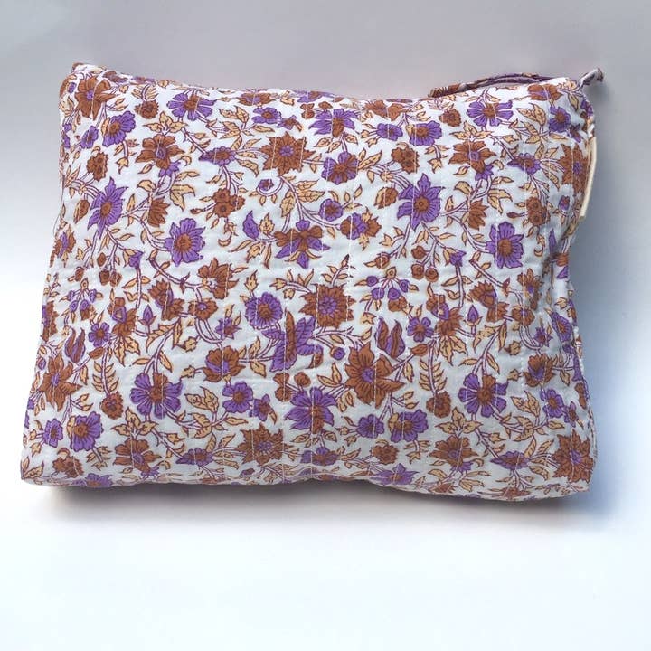 Mehera Shaw – wholesale Make-up/cosmetic bag – Cosmetics Bag - Compact - Quilted Hand Block Print Cotton20
