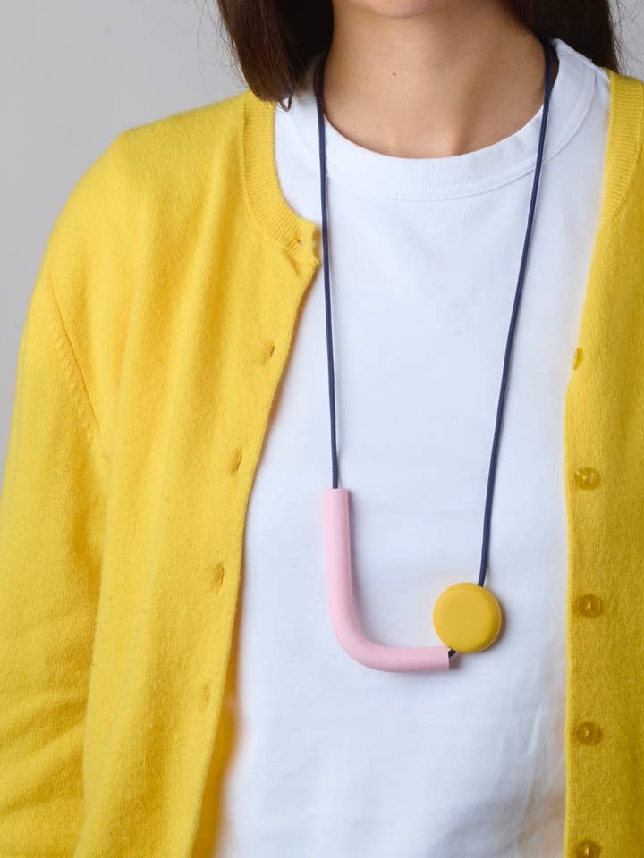 SLIDE NECKLACE CAKE for wholesale by DELAROSA STUDIO