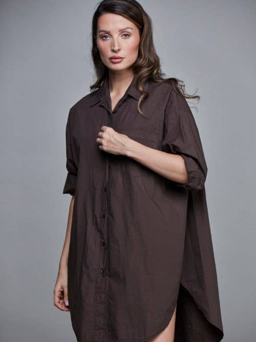 SixtyDays - Vendita all'ingrosso Camicia button down - Donna - Camicia boyfriend oversize in cotone - 40 colori12