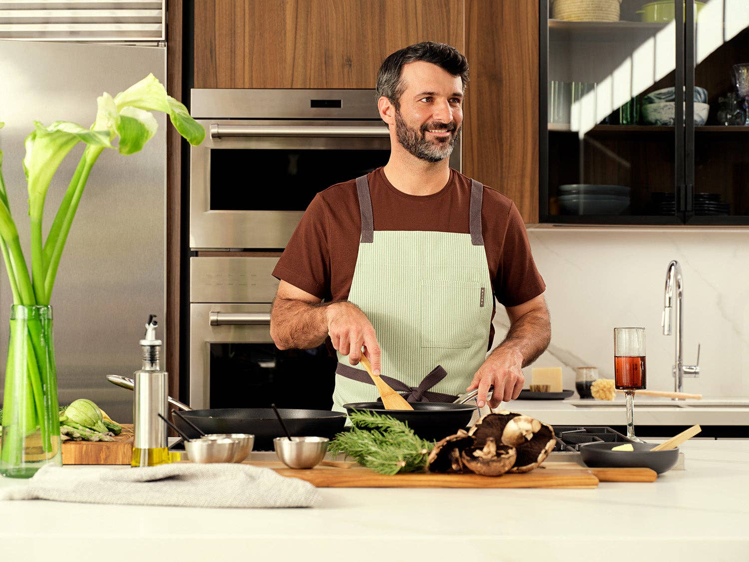 MEEMA - Wholesale Apron - Chef Apron Crossback – Upcycled Cotton, Unisex6