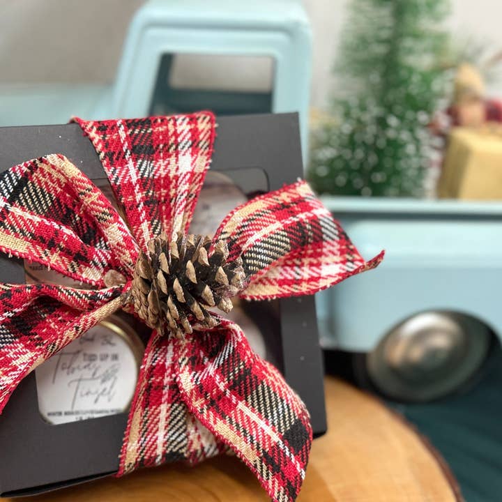 Muestrario de Flockin' Around the Christmas Tree para venta al por mayor de Book Bar Apothecary