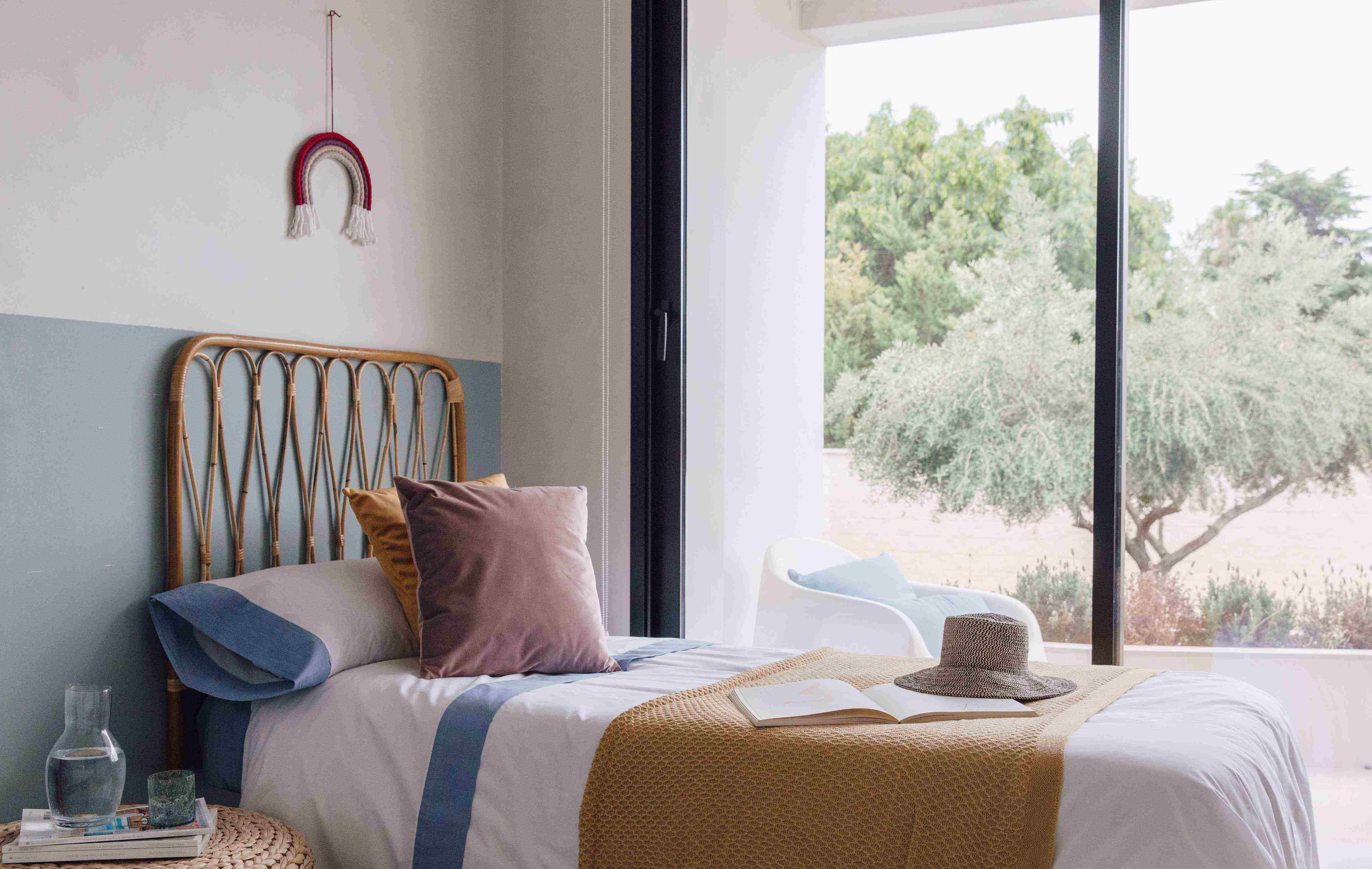 Grey Sabana Oxford Gray Set for wholesale on Faire4