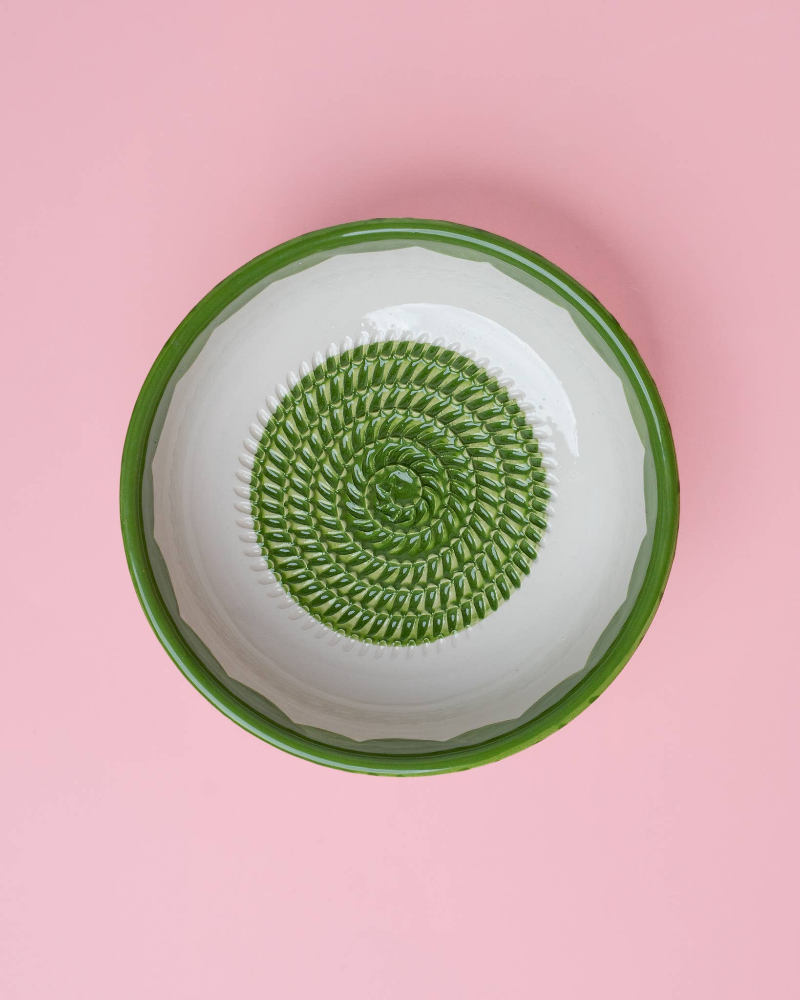 Alfar Tierra Cocida - Wholesale Grater - Vintage Pottery Grater Bowl – Green and White / ROOTS3