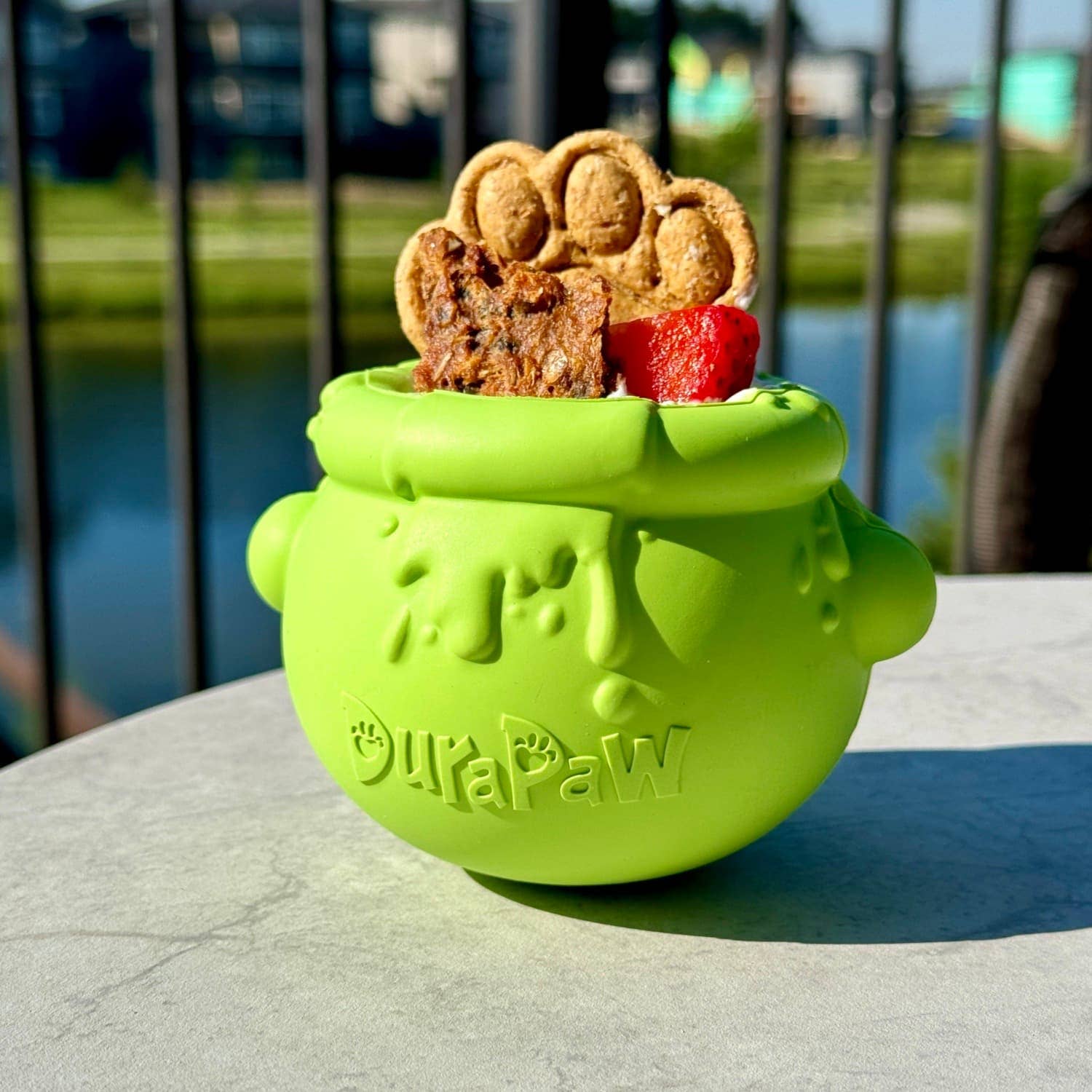 DuraPaw - Wholesale Pet Bowl - Cat/Dog - DuraPaw Cauldron Chewer Enrichment Toppler Bowl4