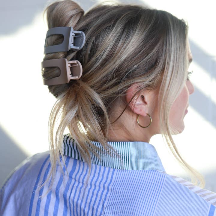 KAXI - Wholesale Hair Clip - Women's - OVERSIZED LAY DOWN CLAWS ( 33 COLORS )37