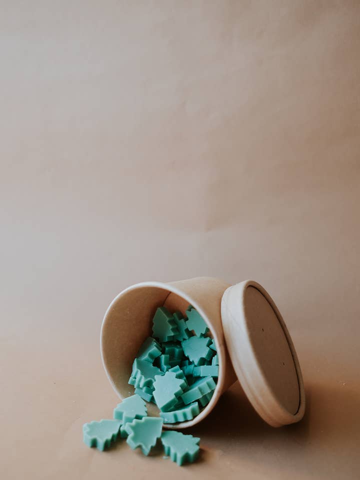 EVERGREEN ESSENCE // Aromatic Wax for wholesale by Luhme Studio