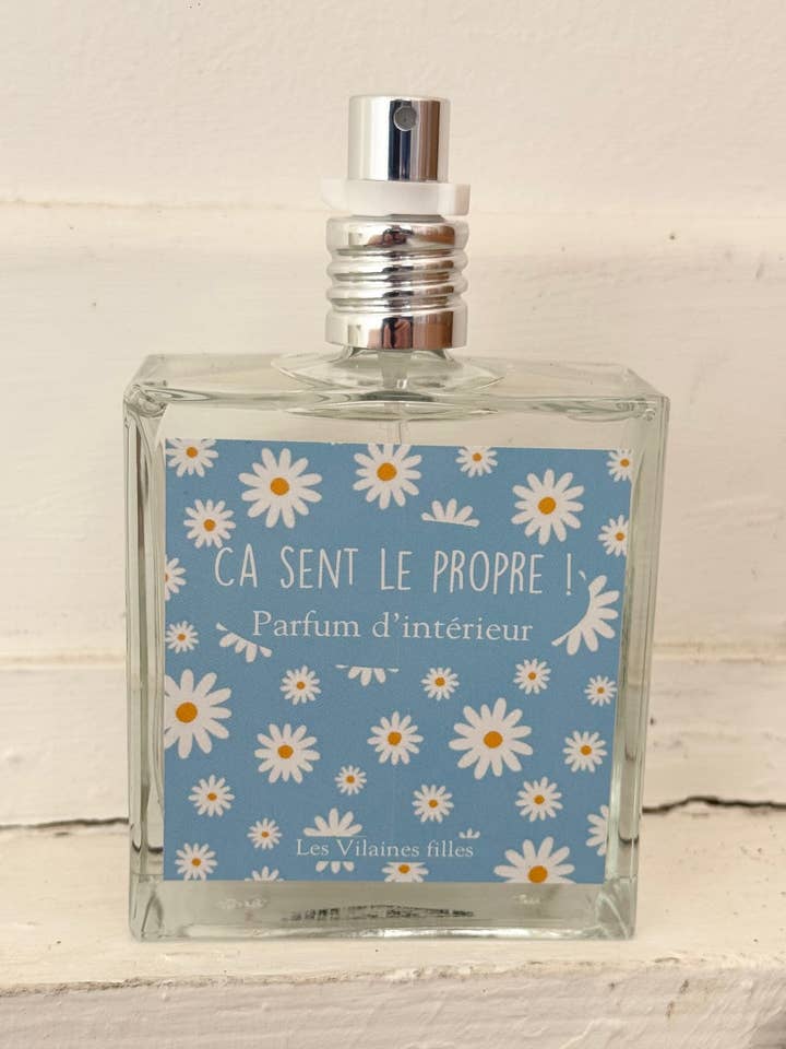 Laundry Day Daisies Scented Home Fragrance for wholesale by Les Vilaines Filles
