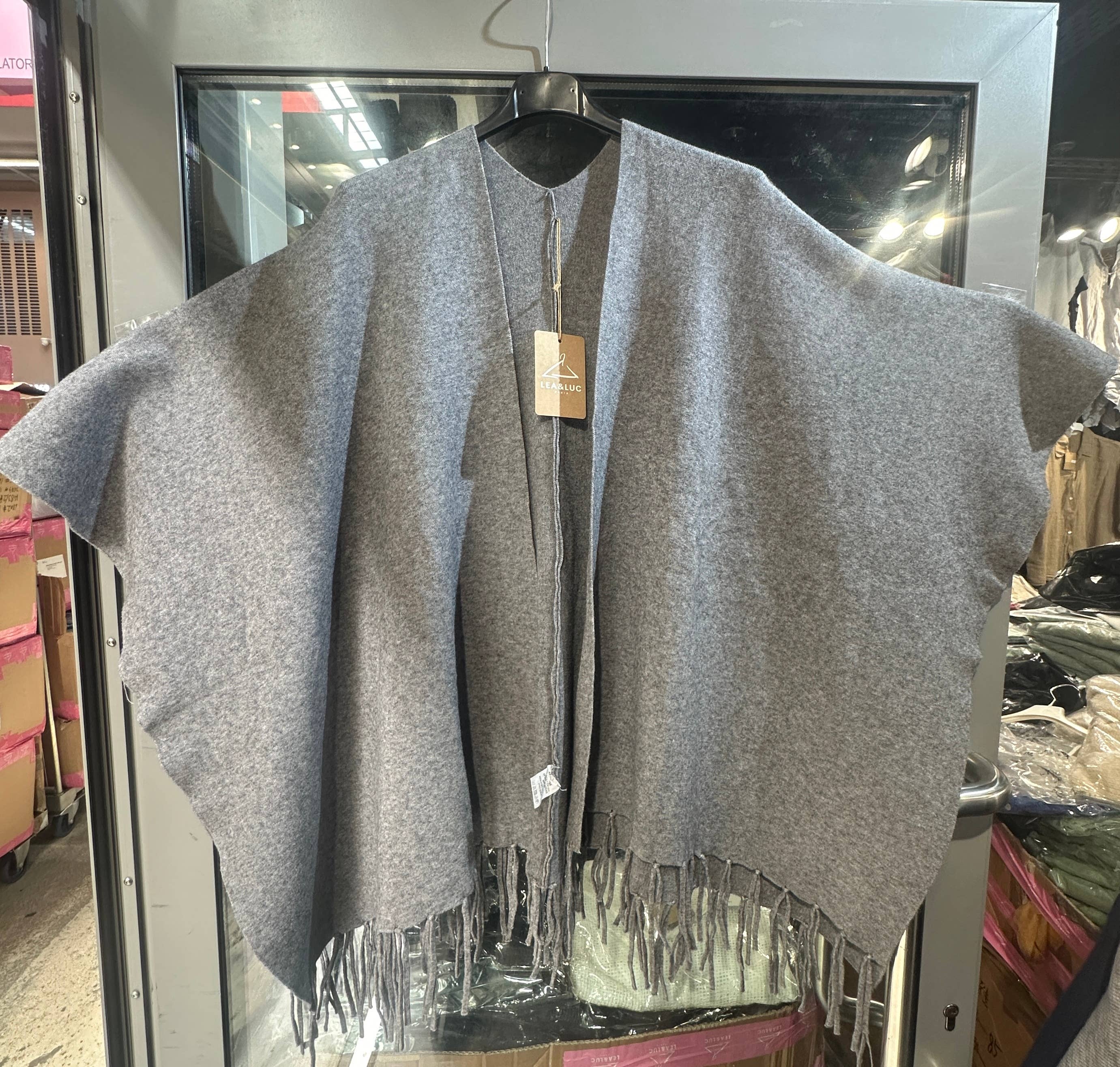 LÉA & LUC - Wholesale Poncho - Women's - Vest REF. 87583