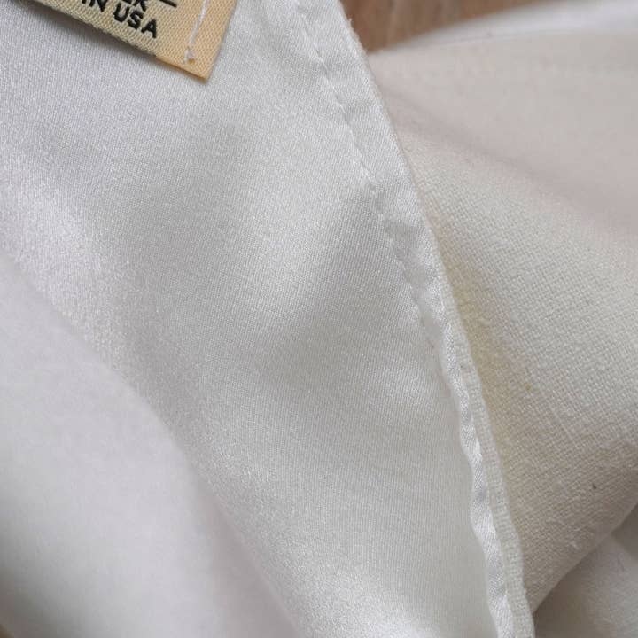 Natural Silk Face Blotting Towel for wholesale on Faire