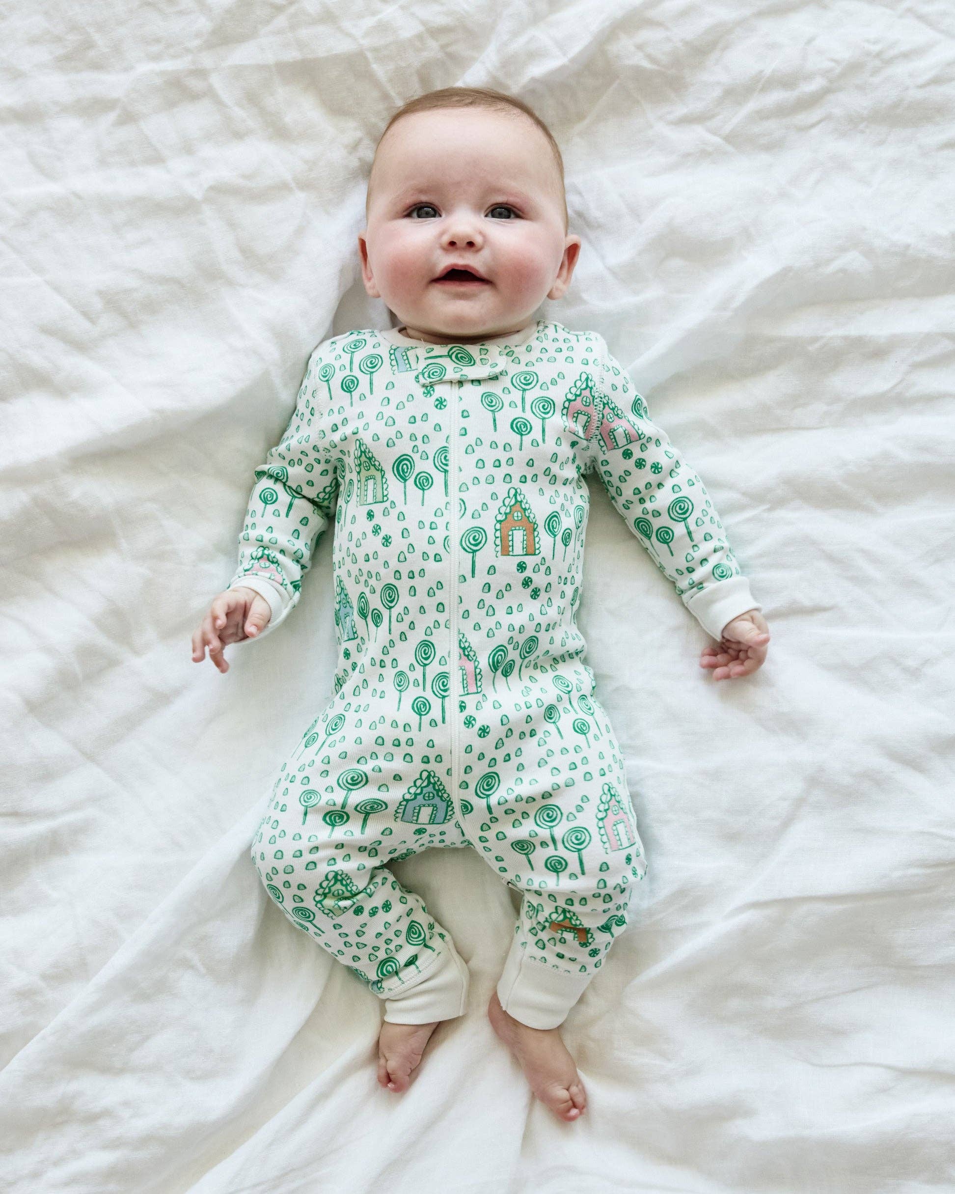 Lewis - Wholesale Sleepsuit - Baby - Zip Sleeper - Gingerbread | Emerald2