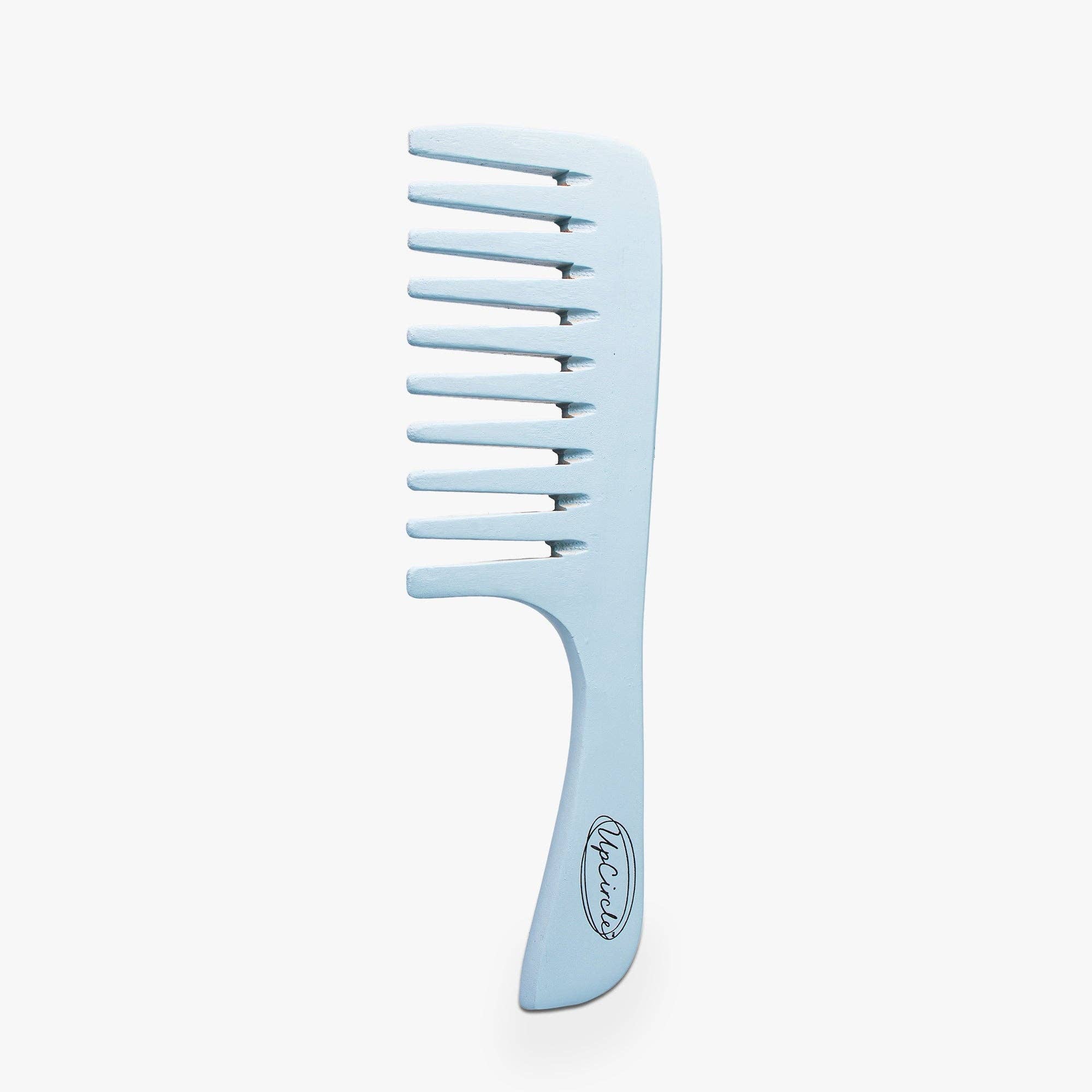 VIAI Beauty - Wholesale Hair Brush/Comb - Bamboo Wide Tooth Comb1