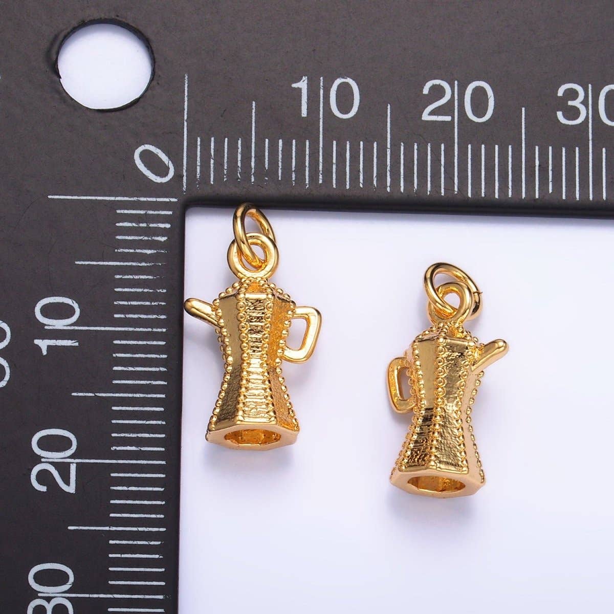 Aim Eternal – wholesale Individual charm/pendant – 24K Gold Filled Italian Expresso Coffee Maker Pot Multidimensional Charm | W3181