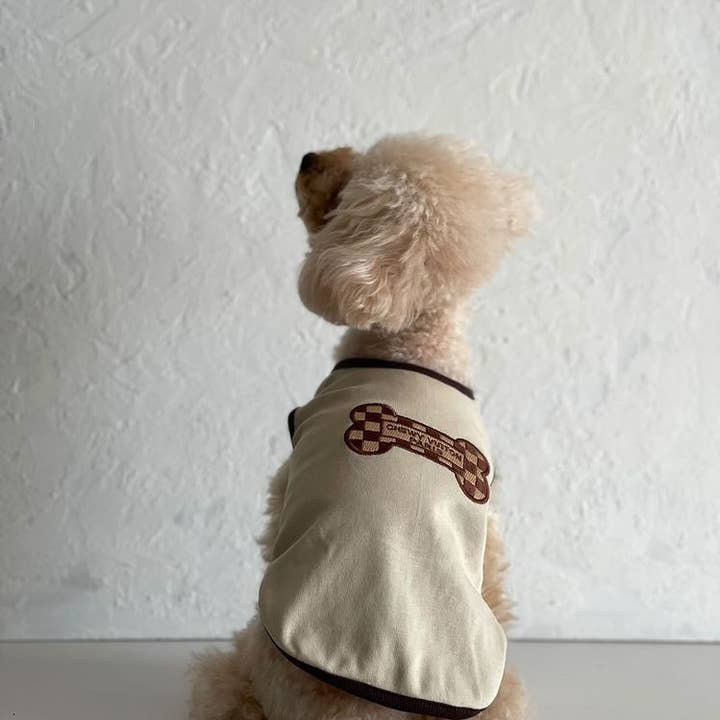 Chewy Bone Rutig Beige på Beige BN240 för wholesale av Mochi & Kona Dog Co.