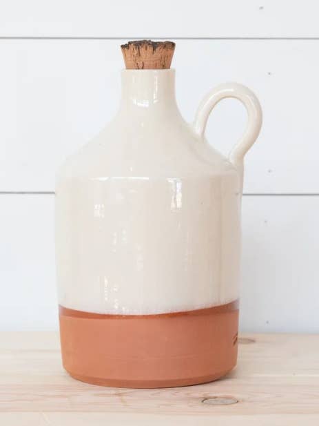 White traditional whiskey jug. for wholesale by Cerámica Roca Caus