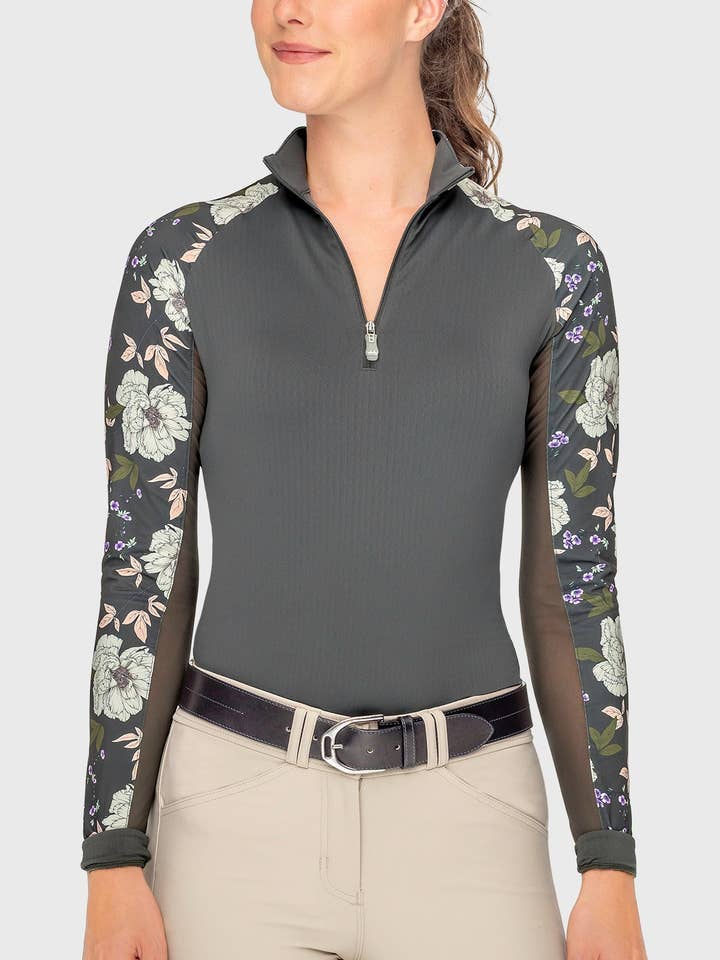 Chemise de soleil à manches longues ardoise avec roses de jardin et fermeture éclair 1/4 raglan pour la vente par Kastel Denmark