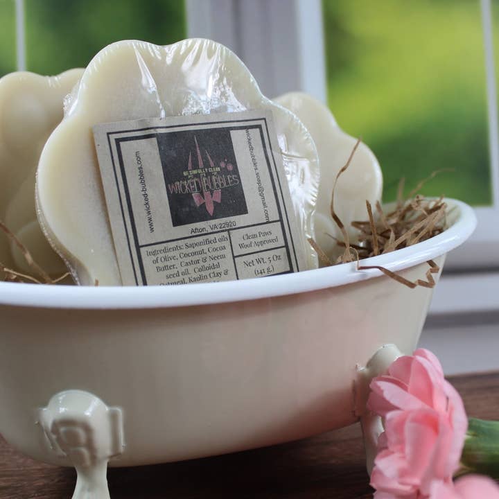 Wicked Bubbles LLC - Wholesale Pet Soap - Dog - Clean Paws - Woof approved2