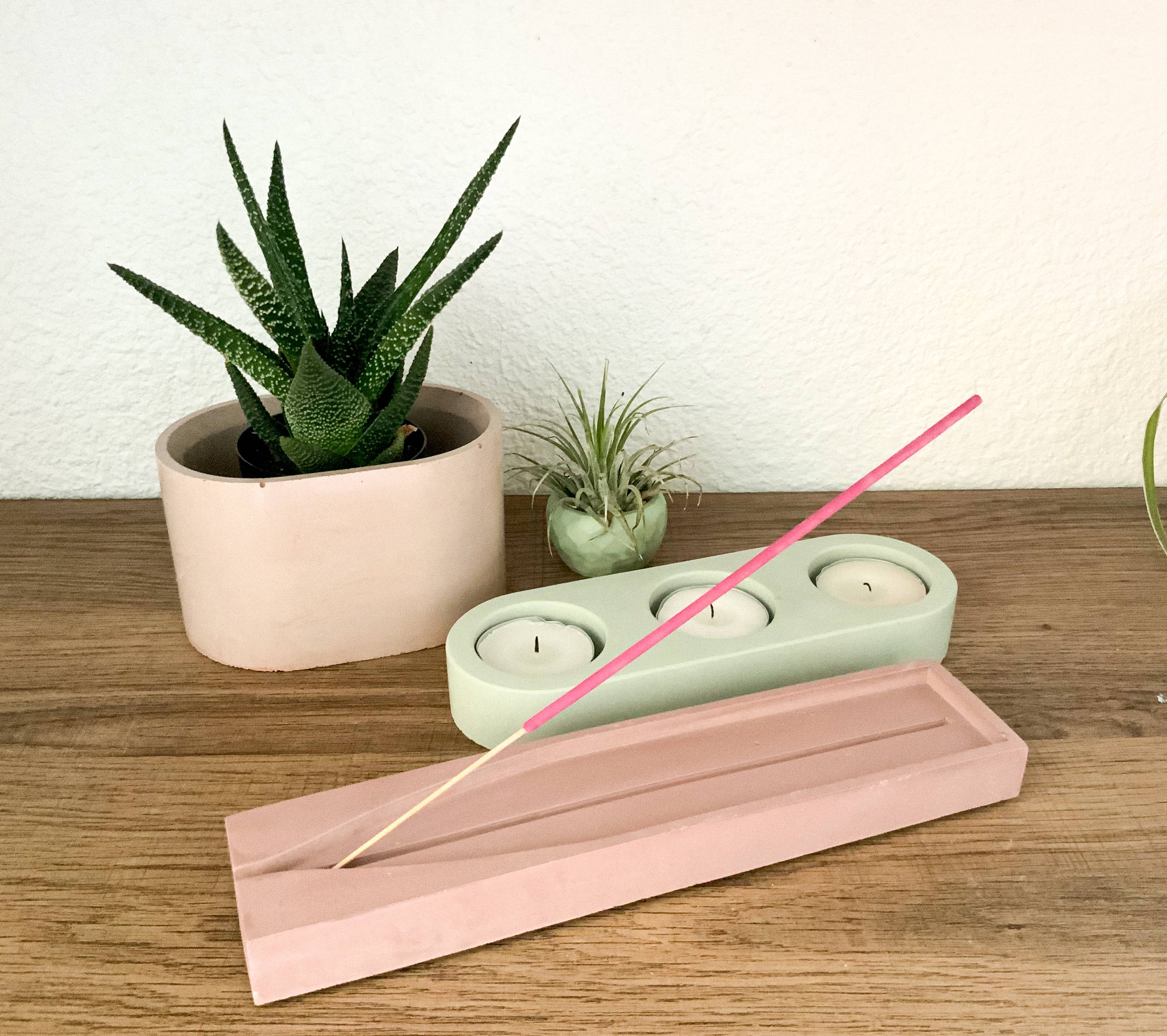 Left Corner Goods - Wholesale Plant Pot - Succulent Oval Concrete Planter3