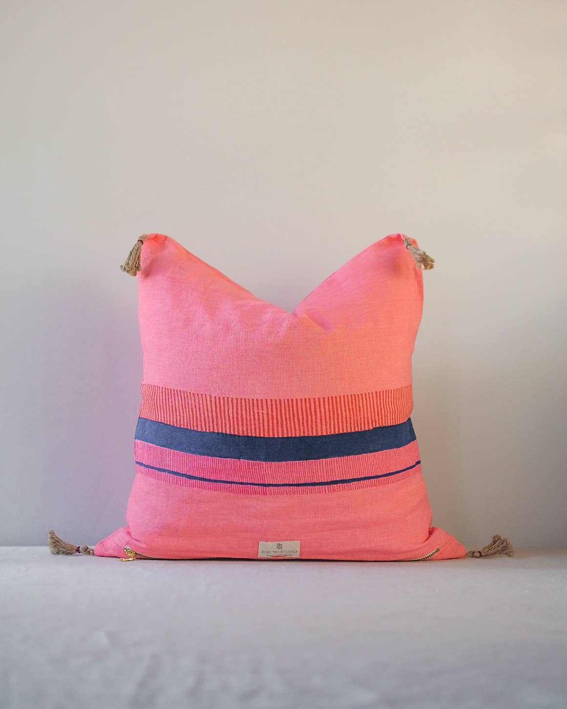 Soil to Studio - Wholesale Throw Pillow Cover - Teejan - Handwoven and Block-Printed 100% Linen Pillowcase3