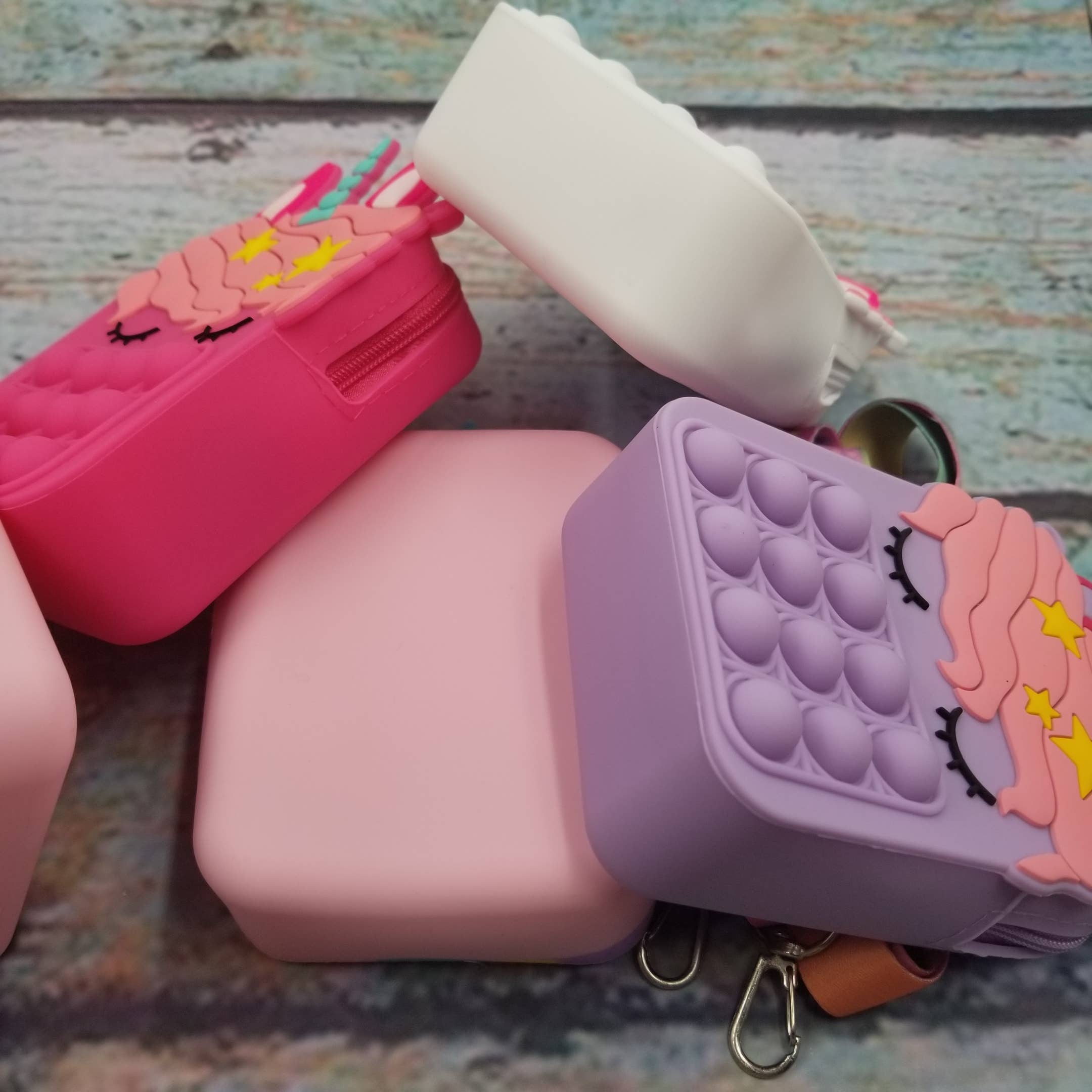 MIAS SHOP - Vente Fidget/jouet anti-stress – enfant - Fidget Toys Licorne Pop Bag2