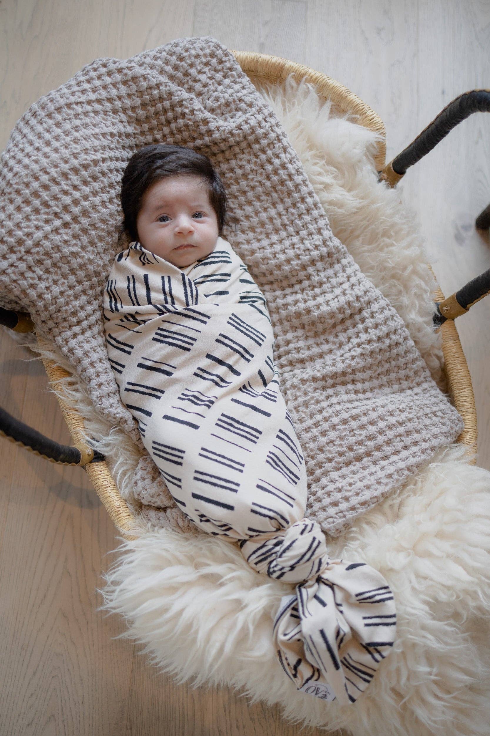 The OVer Company – wholesale Swaddle – Baby – Milo - Butter Blanket3