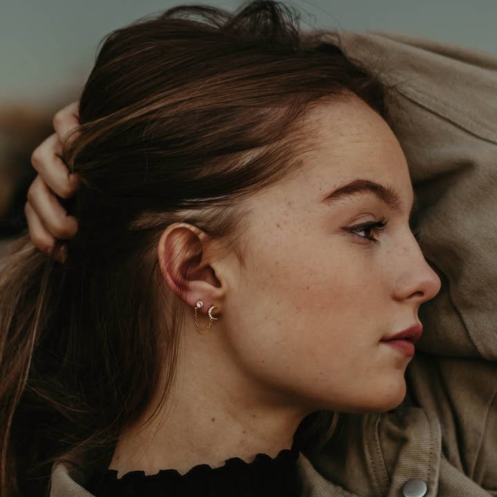 A Worthy Brand - Vendita all'ingrosso Orecchini pendenti - Piercing doppio per orecchini, a forma di luna e stella, con zirconi cubici6