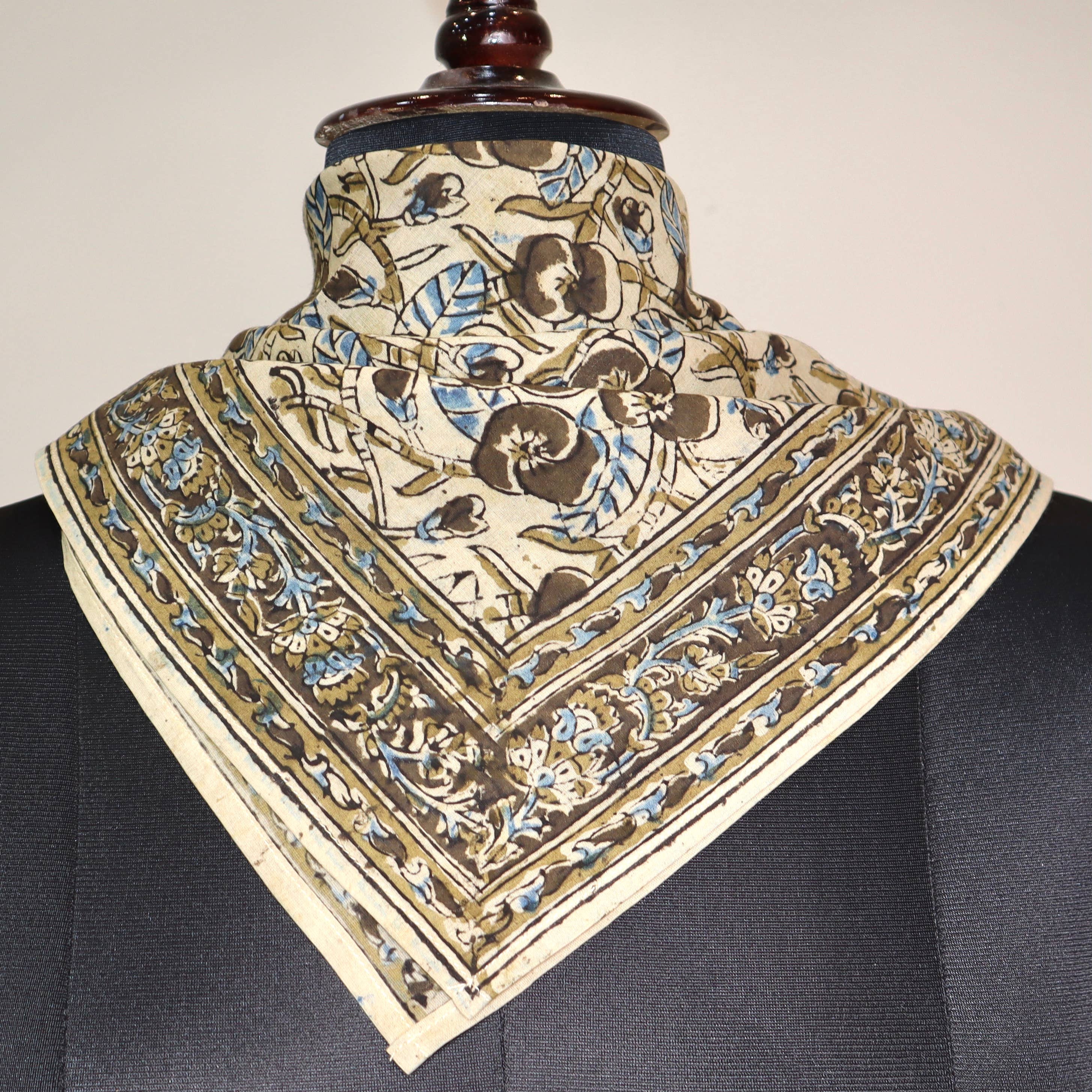 White Lotus Fashions - Vendita all'ingrosso Bandana - Donna - Crepuscolo della Natura - Bandana in Cotone Kalamkari (KK1443)5