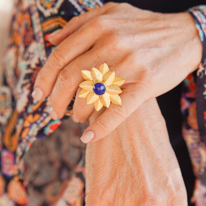 Bali Queen - Wholesale Cocktail/Statement Ring - Dasha Sapphire Bloom Ring
