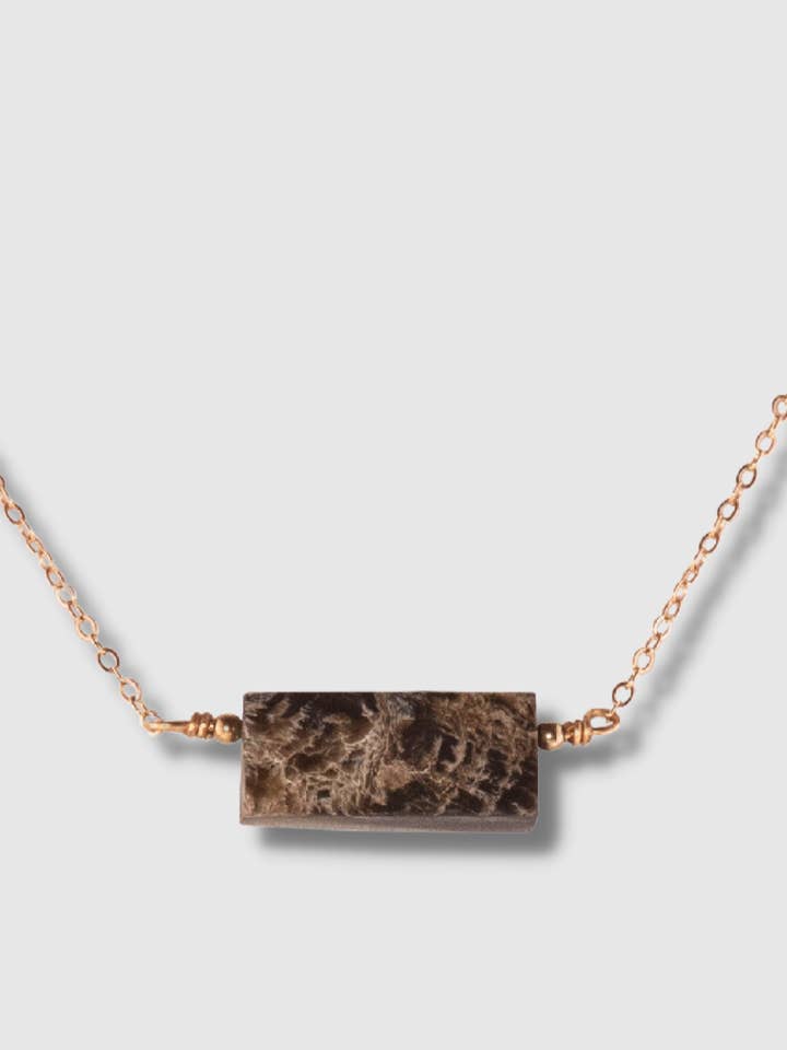 Chokerhalskette mit Hornanhänger für den Großhandel von Cedar and Cypress Designs