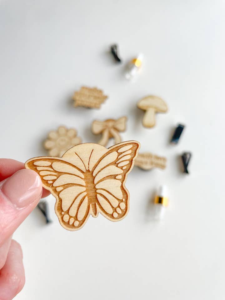 Butterfly Beauty Vent Clip for wholesale by Ruth Artistry & Decor LLC