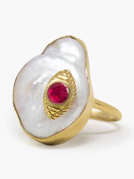 De Oogparelring Met Robijn voor wholesale door Vintouch Jewels