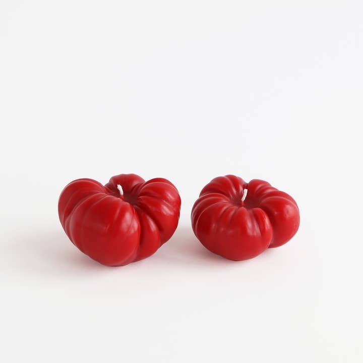 Artifaqt – Großhandel Geschenkkerze – Kerze aus Bienenwachs mit Erbstück-Tomaten-Motiv0