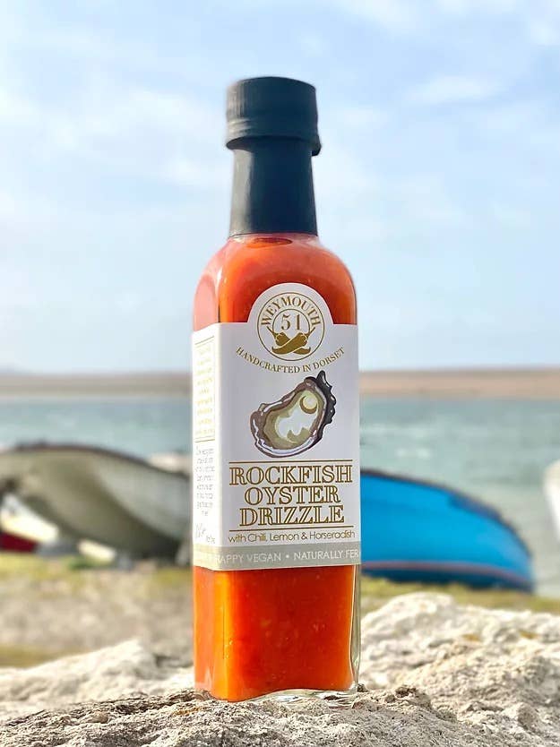 Weymouth 51 Hot Sauces – Engroshandel Hot sauce – Rockfish Oyster Drizzle Fermenteret vegansk chilisauce 220ml3